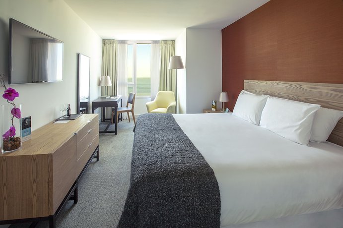 Imagen de la habitación del Hotel Mercure Montevideo Punta Carretas. Foto 12