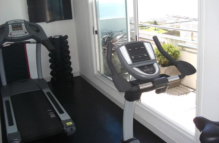 Imagen de los interiores del Hotel Mercure Montevideo Punta Carretas. Foto 16