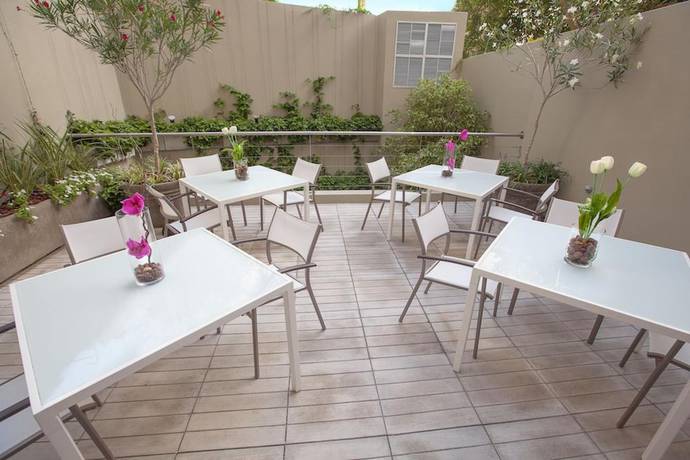 Imagen del bar/restaurante del Hotel Mercure Montevideo Punta Carretas. Foto 5