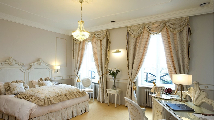 Imagen de la habitación del Hotel Mercure Moulins De Paris. Foto 6