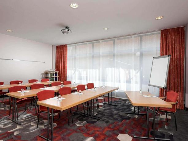 Imagen de los interiores del Hotel Mercure Munich Neuperlach Sur. Foto 9