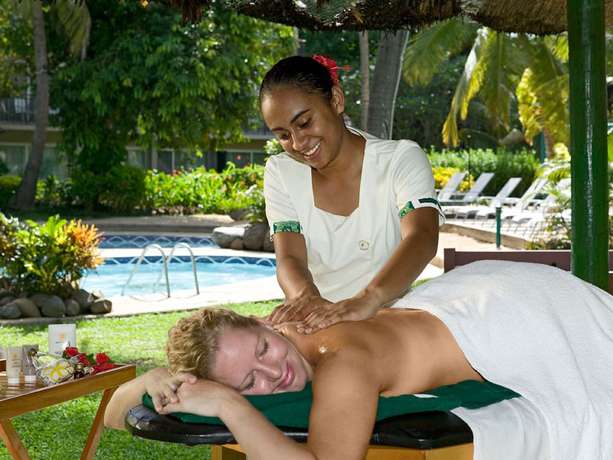 Imagen de los interiores del Hotel Mercure Nadi. Foto 16