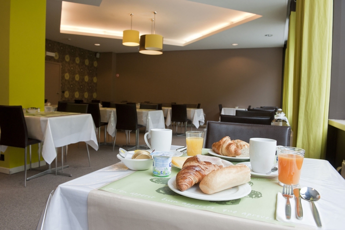 Imagen del bar/restaurante del Hotel Mercure Namur. Foto 3