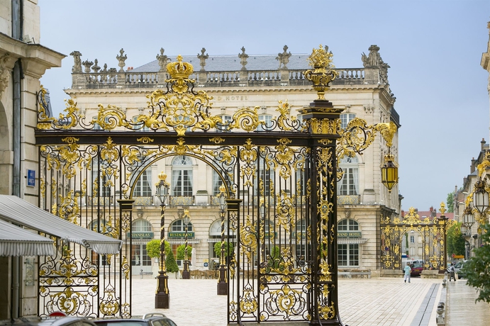 Imagen de los exteriores del Hotel Mercure Nancy Centre Place Stanislas. Foto 13