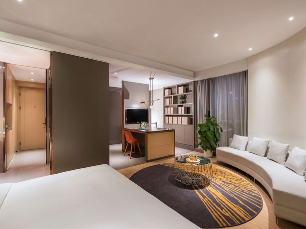 Imagen de la habitación del Hotel Mercure Nanjing Olympic Expo. Foto 7