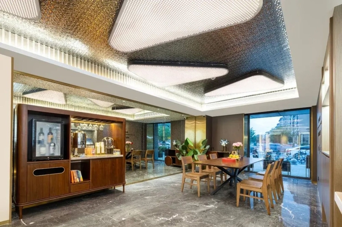 Imagen de los interiores del Hotel Mercure Nanjing Sun Yat-Sen Mausoleum. Foto 15