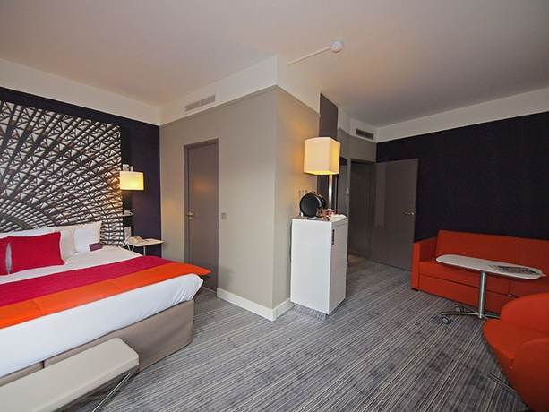 Imagen de la habitación del Hotel Mercure Nantes Centre Grand. Foto 12
