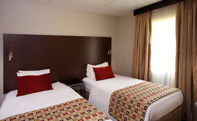 Imagen de la habitación del Hotel Mercure Nelspruit. Foto 15