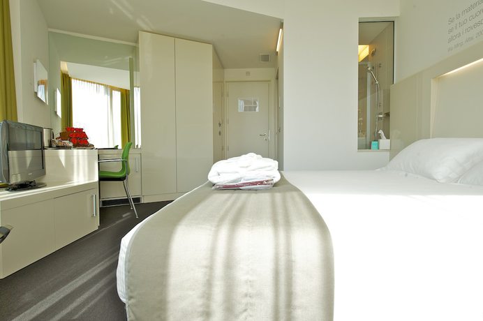 Imagen de la habitación del Hotel Mercure Nerocubo Rovereto. Foto 17