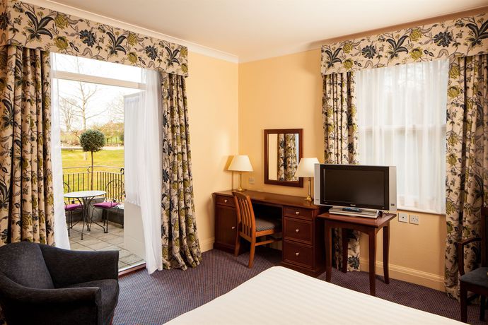 Imagen de la habitación del Hotel Mercure Newbury Elcot Park. Foto 8