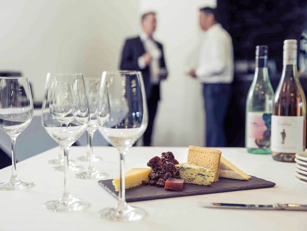 Imagen del bar/restaurante del Hotel Mercure Newcastle Airport. Foto 7