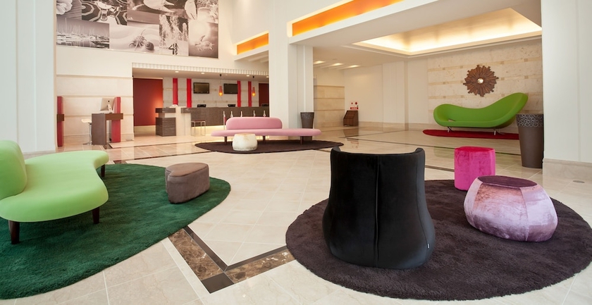Imagen de los interiores del Hotel Mercure Okinawa Naha. Foto 19