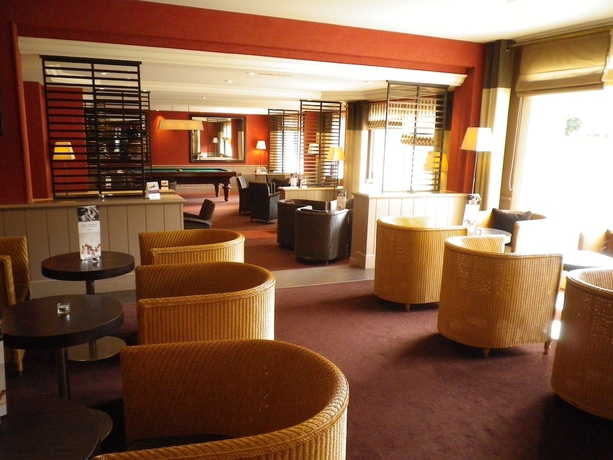 Imagen del bar/restaurante del Hotel Mercure Omaha Beach. Foto 2