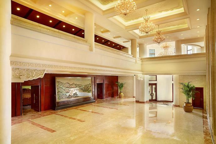 Imagen de los interiores del Hotel Mercure On Renmin Square. Foto 10