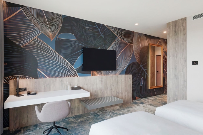 Imagen de la habitación del Hotel Mercure Oradea. Foto 9