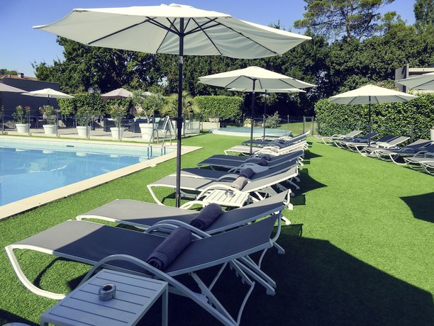 Imagen de la piscina del Hotel Mercure Orange Centre. Foto 20
