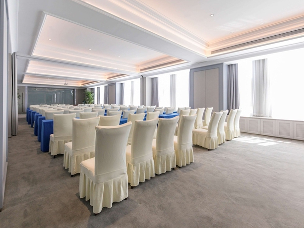 Imagen de los interiores del Hotel Mercure Ordos Downtown. Foto 13