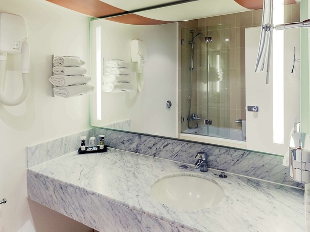 Imagen de la habitación del Hotel Mercure Orléans Centre. Foto 16