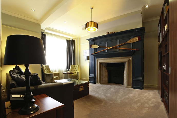 Imagen de la habitación del Hotel Mercure Oxford Eastgate. Foto 10