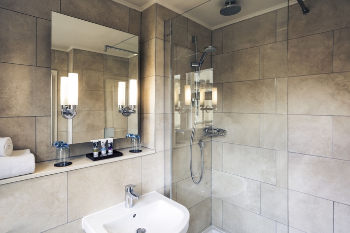 Imagen de la habitación del Hotel Mercure Oxford Eastgate. Foto 15