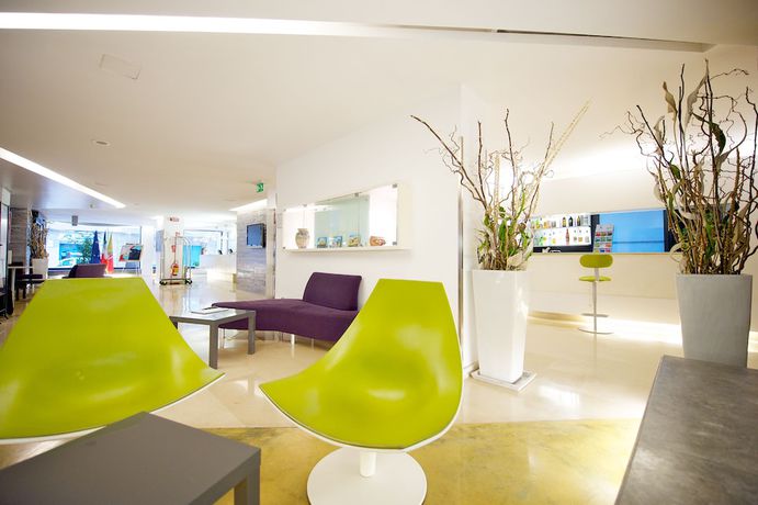 Imagen de los interiores del Hotel Mercure Palermo Centro. Foto 18