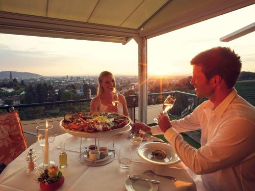 Imagen del bar/restaurante del Hotel Mercure Panorama Freiburg. Foto 14