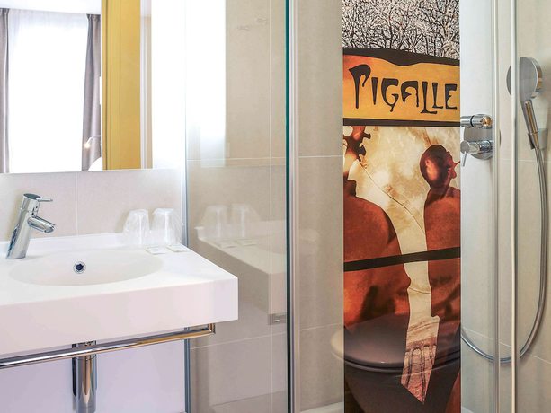 Imagen de la habitación del Hotel Mercure Paris 9 Pigalle Sacre-coeur. Foto 11