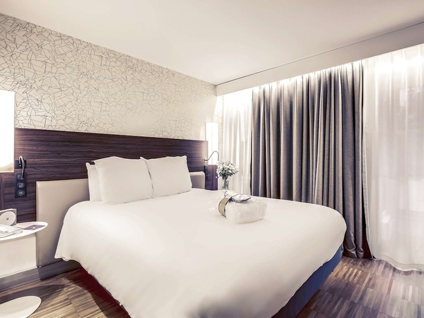 Imagen de la habitación del Hotel Mercure Paris Arc De Triomphe Etoile. Foto 17