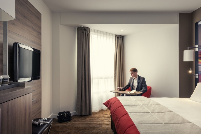 Imagen de la habitación del Hotel Mercure Paris Boulogne. Foto 10
