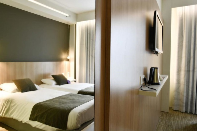 Imagen de la habitación del Hotel Mercure Paris Gare Du Nord La Fayette. Foto 14