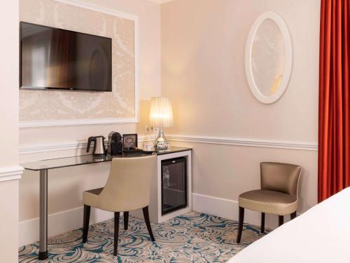 Imagen de la habitación del Hotel Mercure Paris La Sorbonne Saint Germain des Prés. Foto 14