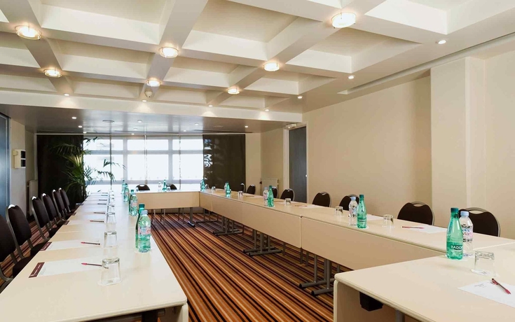 Imagen de los interiores del Hotel Mercure Paris Massy Gare TGV. Foto 13