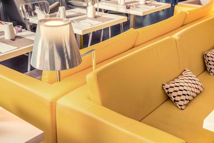 Imagen del bar/restaurante del Hotel Mercure Paris Massy Gare TGV. Foto 5