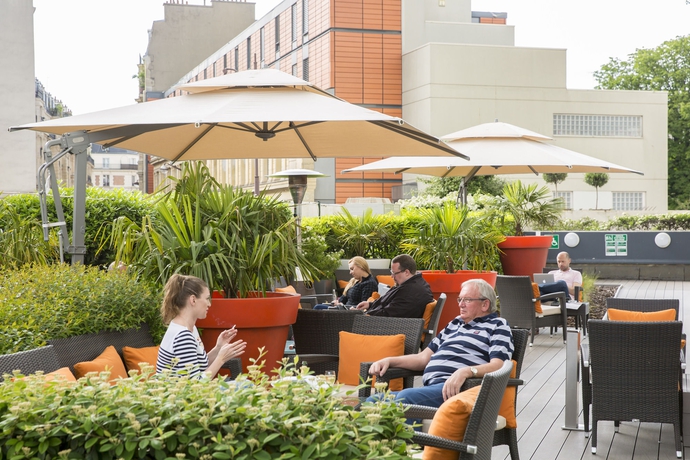 Imagen de los exteriores del Hotel Mercure Paris Montmartre Sacré Coeur. Foto 12