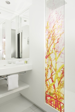 Imagen de la habitación del Hotel Mercure Paris Montmartre Sacré Coeur. Foto 9