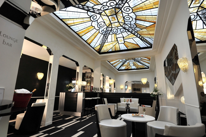 Imagen de los interiores del Hotel Mercure Paris Opéra Faubourg Montmartre. Foto 9