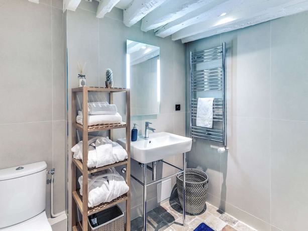 Imagen de la habitación del Hotel Mercure Paris Opera Grands Boulevards. Foto 20