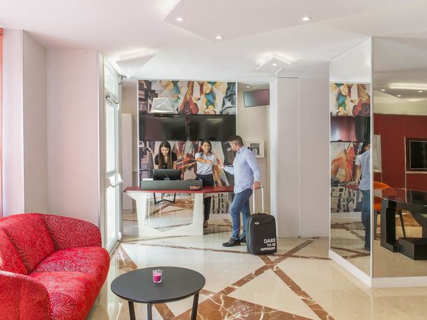 Imagen de los interiores del Hotel Mercure Paris Pont De Levallois Neuilly. Foto 19