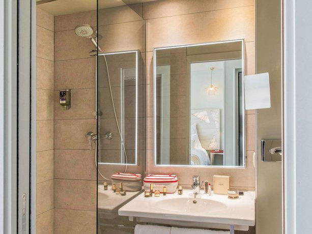 Imagen de la habitación del Hotel Mercure Paris Pont De Levallois Neuilly. Foto 18