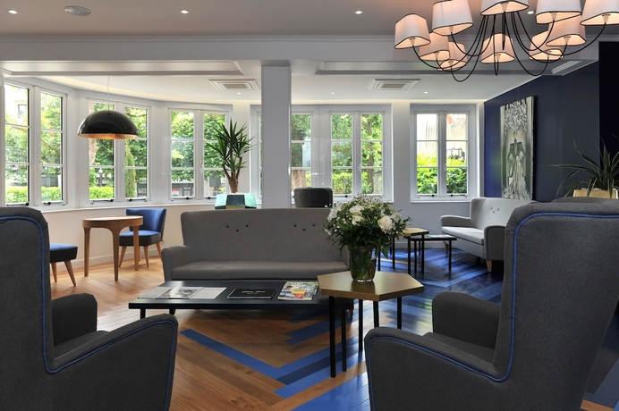 Imagen de los interiores del Hotel Mercure Paris Saint Cloud Hippodrome. Foto 17