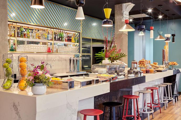 Imagen de los interiores del Hotel Mercure Paris Saint-ouen. Foto 11