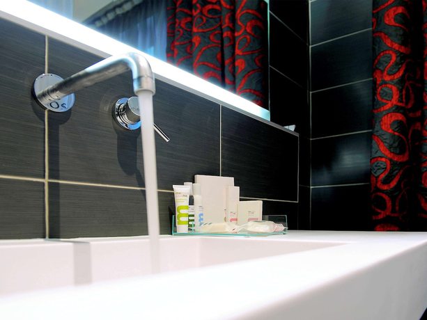 Imagen de la habitación del Hotel Mercure Paris Tour Eiffel Pont Mirabeau. Foto 10