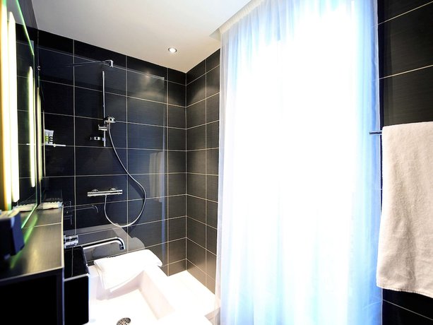 Imagen de la habitación del Hotel Mercure Paris Tour Eiffel Pont Mirabeau. Foto 11