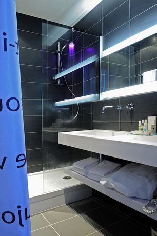 Imagen de la habitación del Hotel Mercure Paris Tour Eiffel Pont Mirabeau. Foto 18