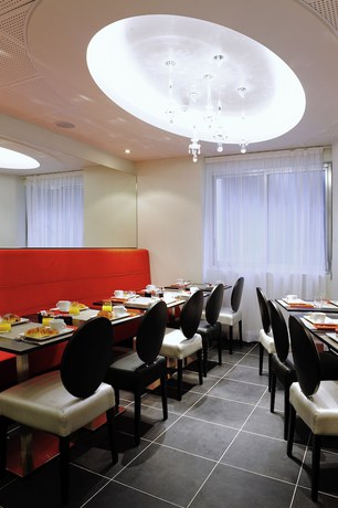 Imagen del bar/restaurante del Hotel Mercure Paris Tour Eiffel Pont Mirabeau. Foto 5