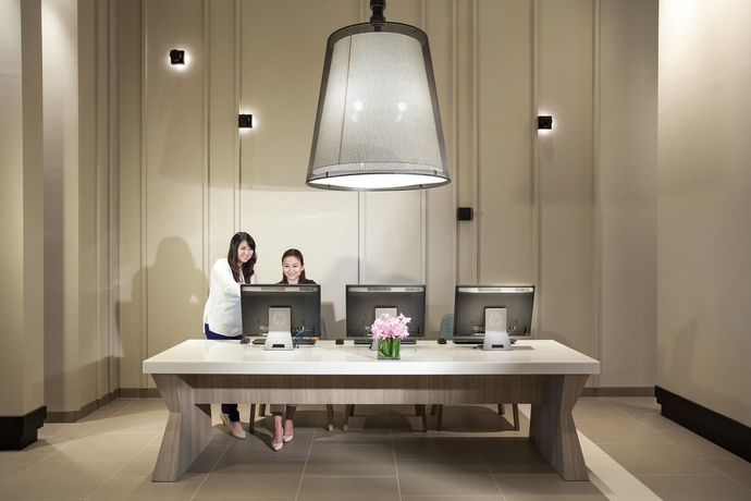 Imagen de los interiores del Hotel Mercure Pattaya Ocean Resort. Foto 11