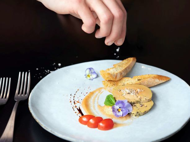 Imagen del bar/restaurante del Hotel Mercure Pau Palais Sports. Foto 6