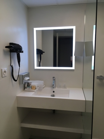 Imagen de la habitación del Hotel Mercure Perpignan Centre. Foto 15