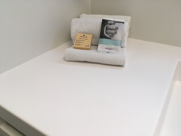 Imagen de la habitación del Hotel Mercure Perpignan Centre. Foto 17