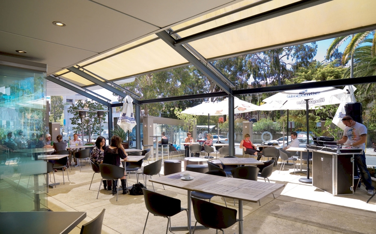 Imagen del bar/restaurante del Hotel Mercure Perth On Hay. Foto 6